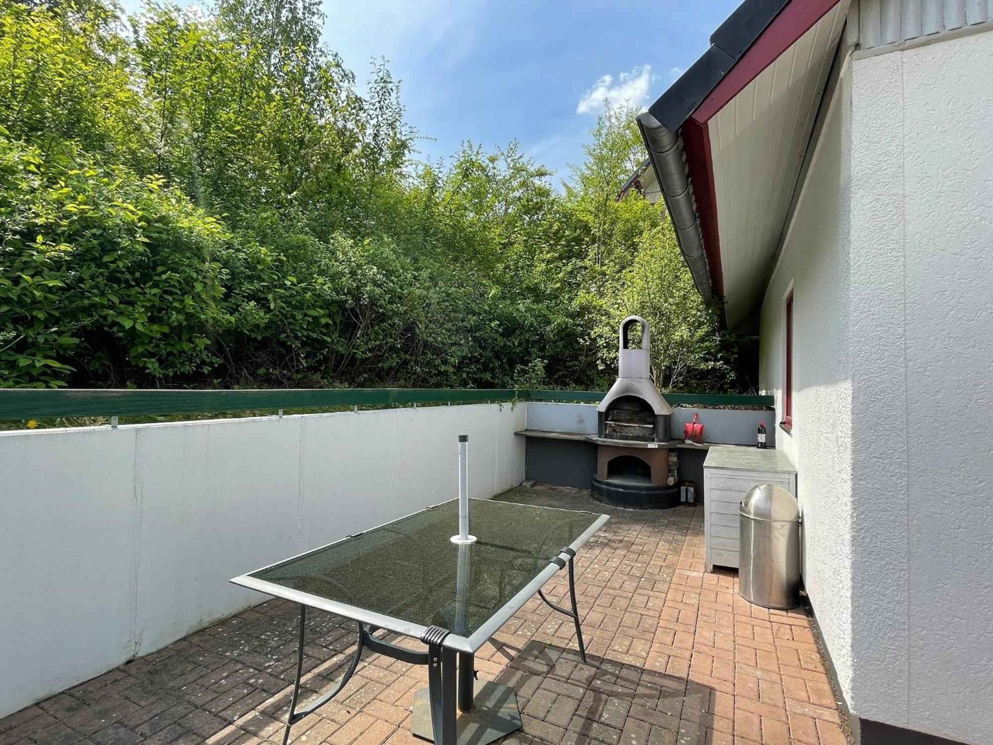 Fh "Baeren Ecke" Am See Im Hessischen Bergland Kirchheim  Extérieur photo