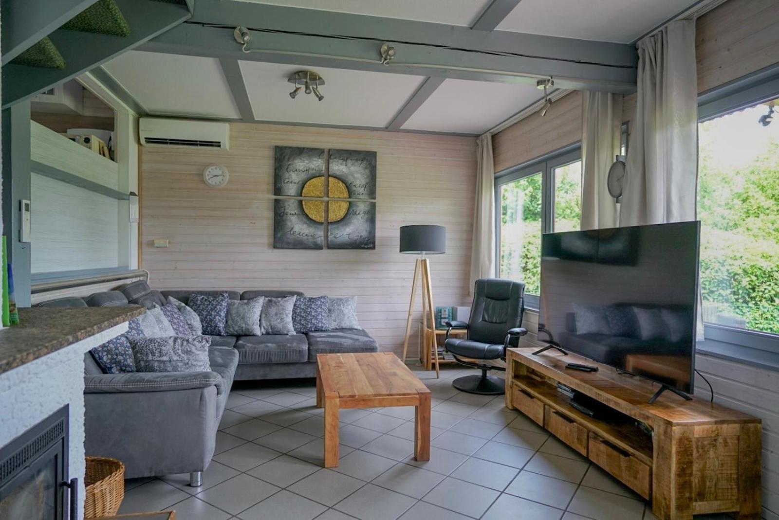 Fh "Baeren Ecke" Am See Im Hessischen Bergland Kirchheim  Extérieur photo